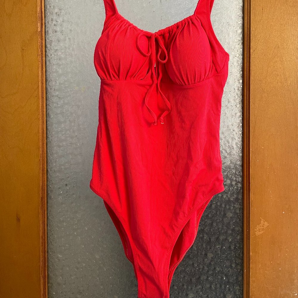 Berlook | Red Ribbed Cutout Tie One-Piece Swimsuit | Size L | NWT